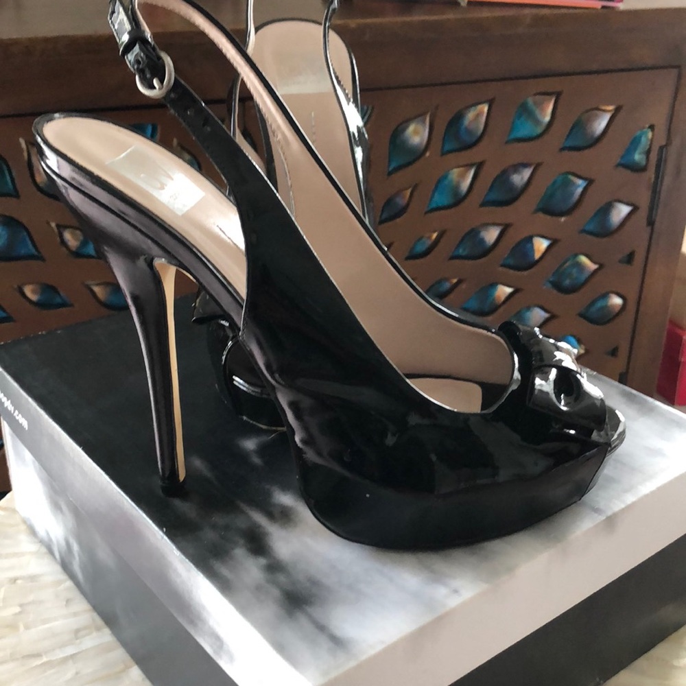 DV Scarlett Black 6in Heels